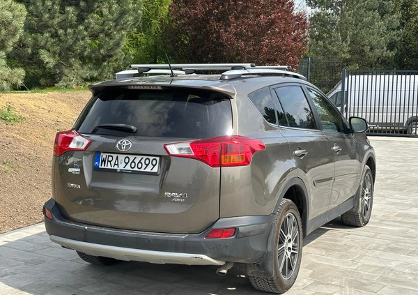 Toyota RAV4 cena 59900 przebieg: 235000, rok produkcji 2013 z Stąporków małe 106